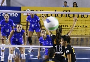 Vôlei - divulgação Clube Escola oferece atividades para jovens e adultos