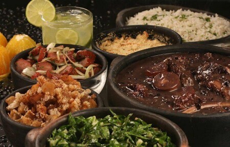 A Casa de Maria Madalena oferece feijoada ao som de jazz todos os sábados