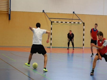 Treinamentos são oferecidos para crianças, jovens e adultos