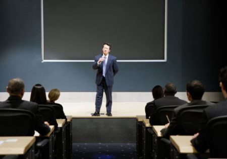 Palestra acontece no Teatro CIEE, no Itaim Bibi