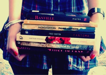 Livros só poderão ser trocados por livros e gibis por gibis.