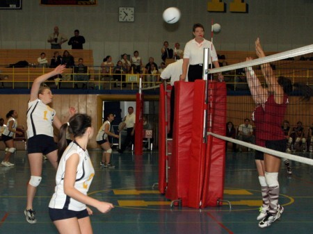 Clube Escola oferece atividades para jovens e adultos