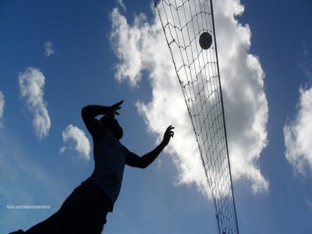 Clube Escola oferece atividades para jovens e adultos