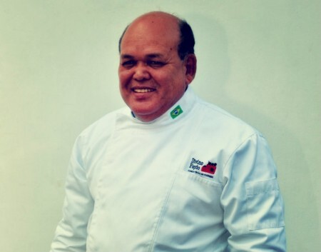 O Chef Olivan Pego trabalhou em empresas como Nestlé e Unilever, e participou de festivais internacionais, entre eles Waldorf, Astória e Bocuse D’Or.