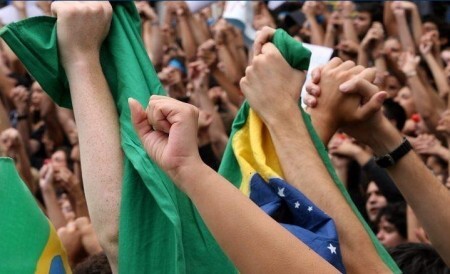 Evento reúne diversas manifestações da cultura jovem