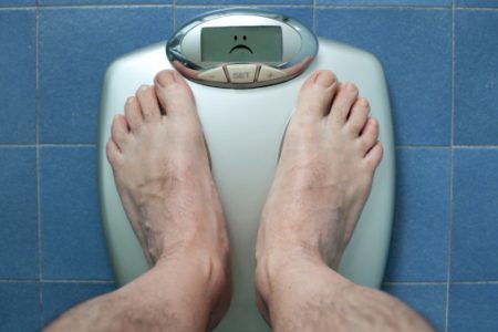 No Brasil, o número de homens preocupados com o peso é de 57,09%, contra 49,33% das mulheres