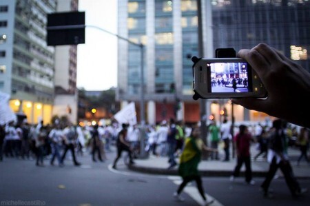 Democratização da mídia e a revolução horizontal são temas do debate