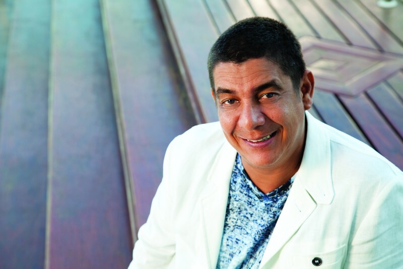 Zeca Pagodinho Apresenta O Show Samba De Zeca No Jockey Club