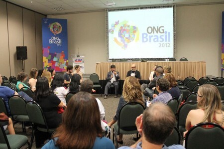 ONG Brasil também promove seminários