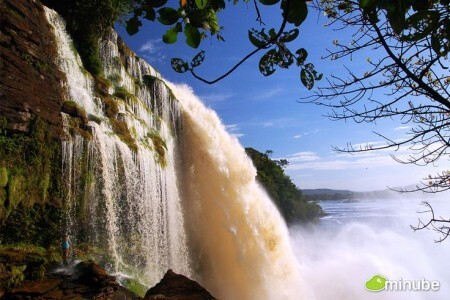 A cascata de El Hacha, na Venezuela