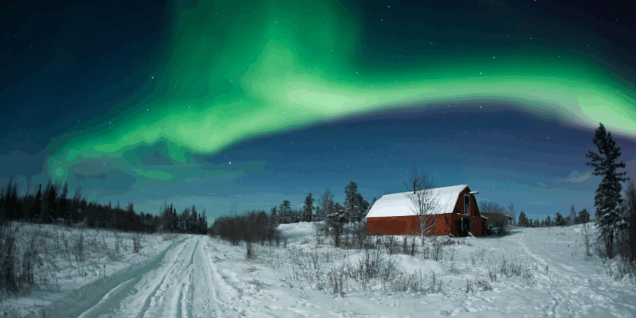Aurora boreal em Yellowknife, norte do Canadá, é uma visão que pode ser chamada de mágica