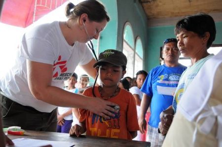 Organização desenvolve projetos de ajuda humanitária ao redor do mundo; faça parte da equipe