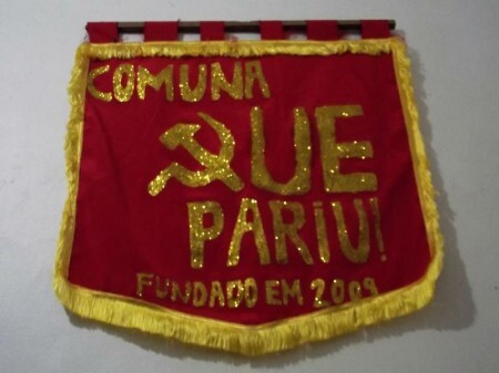 Comuna que Pariu desfila na Cinelândia