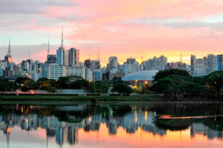 Dar um rolê no Ibira é uma das coisas que os gringos podem fazer com o Dicionário Paulistanês