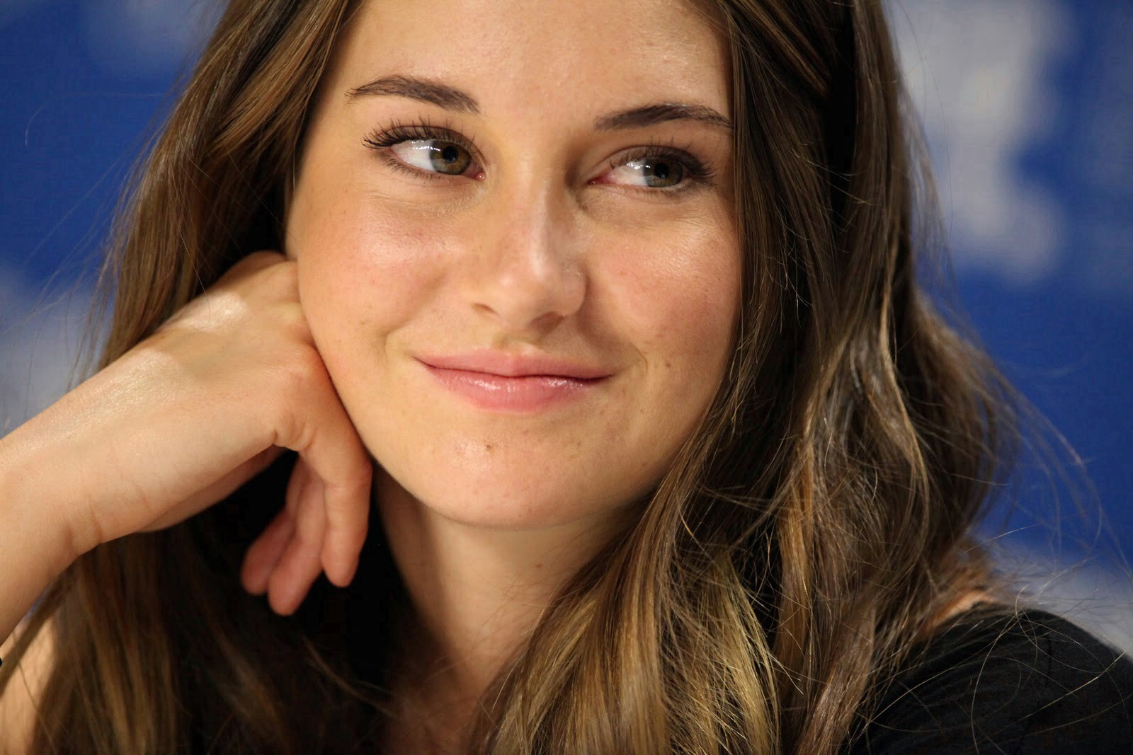 Shailene Woodley Estrela De Divergente Critica Crepúsculo 9971