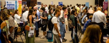 Os interessados em participar da Feira devem se inscrever através do site do British Council