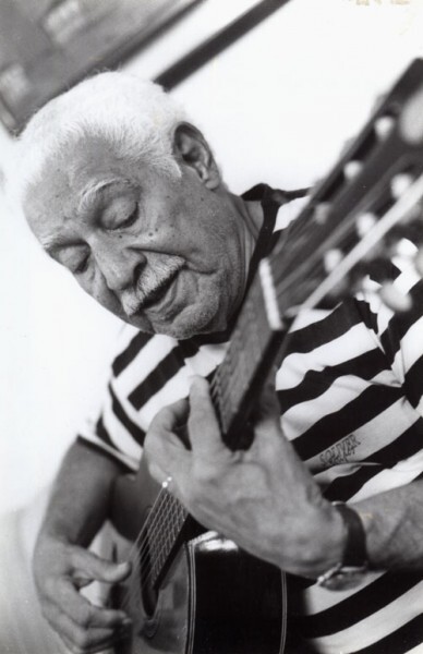 Dorival Caymmi completa 100 anos em 2014