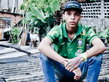 MC Jota L, organizador do primeiro “rolezinho”, participa de debate no Sesc Pinheiros