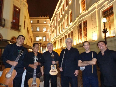 O veterano grupo em foto tirada no Rio Antigo