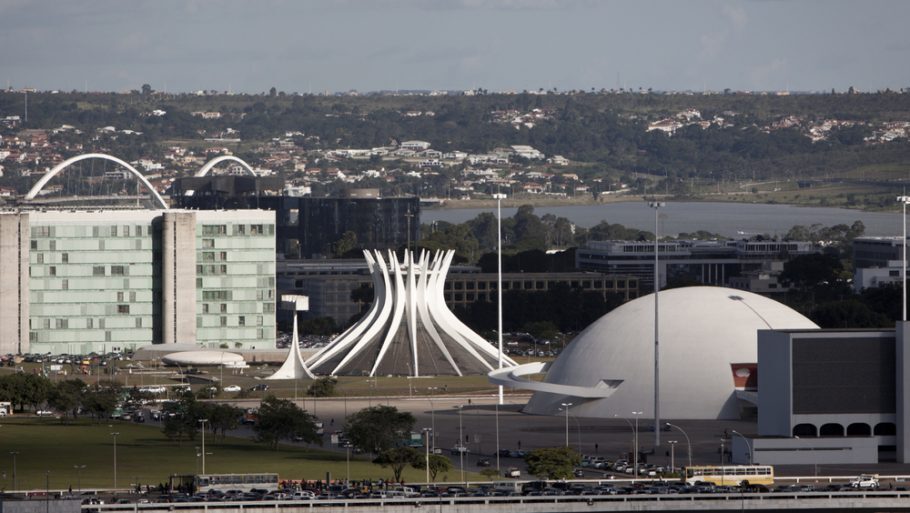 A catedral Metropolitana de Nossa Senhora Aparecida, mais conhecida como catedral de Brasília