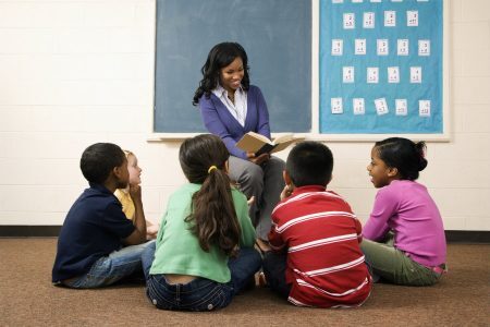 O aluno aprenderá os fundamentos da contação de histórias; a origem da literatura infantil; histórias infantis e desenvolvimento das crianças e mais