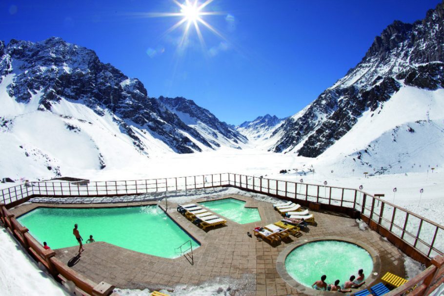 As piscinas aquecidas da estação de esqui Portillo, no Chile