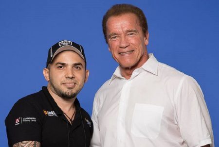Schwarzenegger está entre os clientes famosos de Edinho Maga, que atende pedidos de diversos países