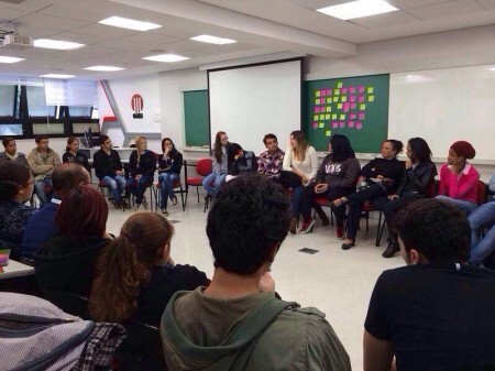 Estudantes selecionados são contemplados também com vale-refeição, vale-transporte e material de acompanhamento.