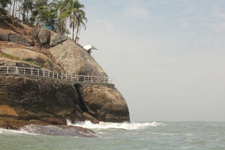 Atualmente a ilha é gerida pela UNAERP e pela Fundação Lee, que foi criada pelo engenheiro antes de sua morte