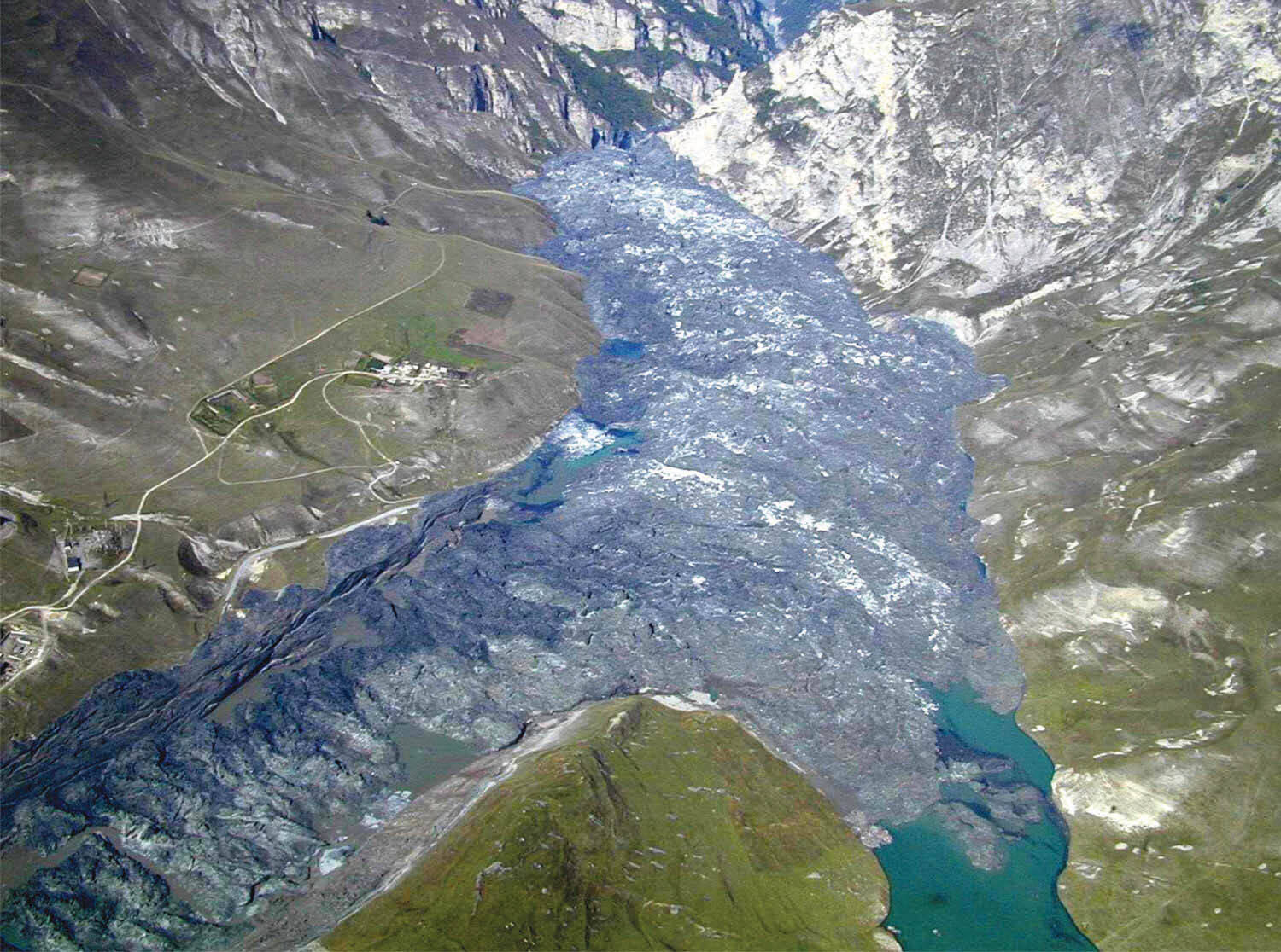 Ледник колка Кармадонское ущелье 2002