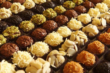 Brigadeiros gourmet, risoto e vinhos estão nas oficinas