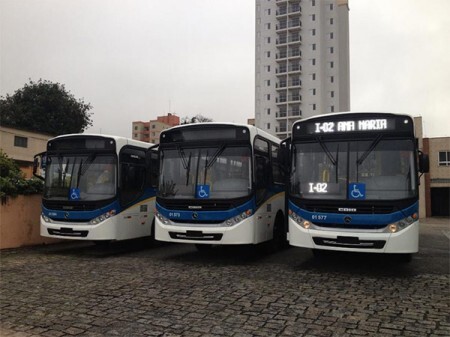 Agora, quem pegar os ônibus da cidade poderá ter mais informações como localização e horário de chegada nos pontos.