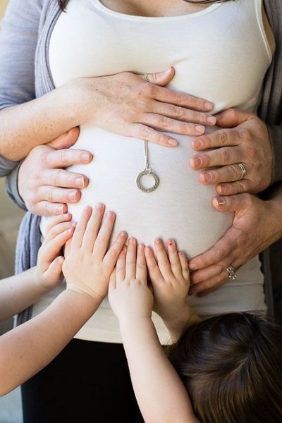 A despedida da barriga e as boas-vindas aos recém-nascidos são alguns dos temas abordados no Espaço Florescer