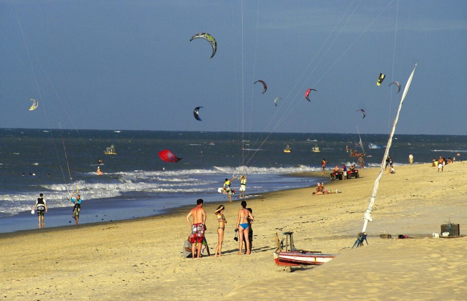 Praia de Cumbuco, em Caucaia , no Ceará (Foto: Otávio Nogueira/Flickr)