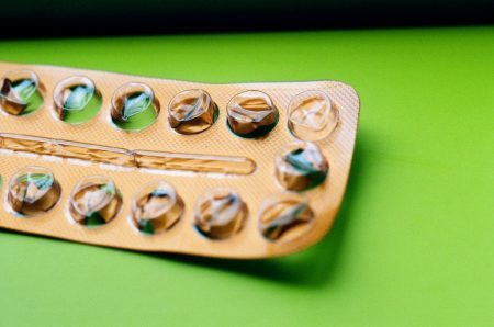 Método contraceptivo previne a gravidez; mas é necessário conhecer o medicamento e seguir algumas regras