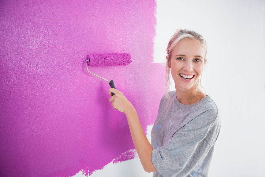 Pintar as paredes com cores claras ajuda a reduzir consumo de