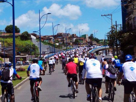 A pedalada é uma oportunidade para conhecer os avanços da Rede de Enfrentamento à Violência contra a Mulher em Salvador.