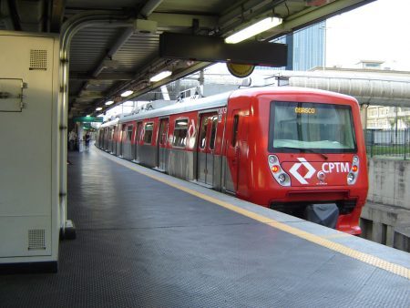 Todos os dias, cerca de oito milhões de passageiros circulam pelos trens da CPTM