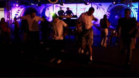 Os bailes seguirão modelo adotado na Vila Madalena