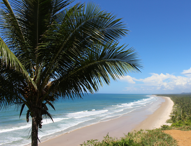 Uma das dezenas de praias da Costa do Cacau que inclui Ilhéus, Itacaré, Una e Canavieiras