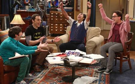 Série de comédia mostra o cotidiano dos nerds de Leonard, Sheldon Howard e Raj