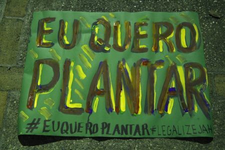 Marcha pede a legalização do uso recreativo e cultural