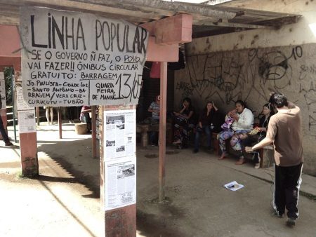 Moradores esperam há anos por melhorias no transporte