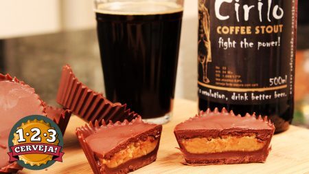 Bombom de Chocolate com recheio de cerveja e creme de amendoim