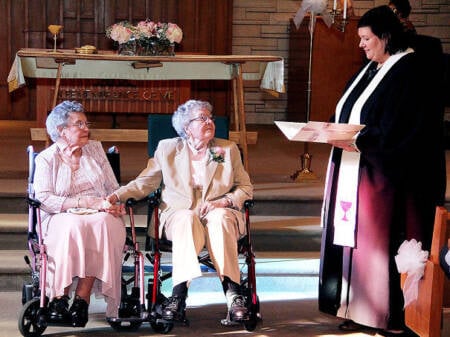 O casamento de Vivian, 91, e Alice, 90