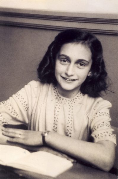 Anne Frank é tema de mostra no Senac Largo Treze
