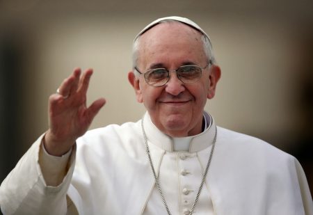 Papa admite a necessidade da separação de casais em alguns casos