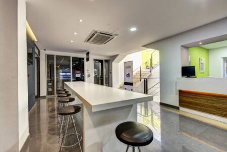 A toda moderninha ESE Malta, localizada em Paceville