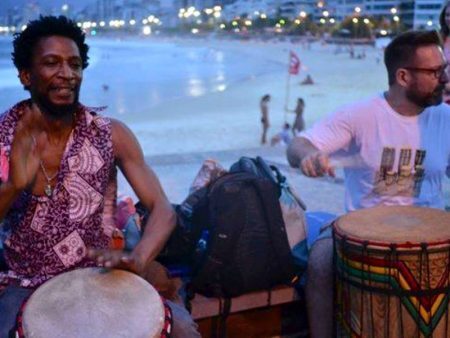 Todos os domingos sem chuva, o Parque Garota de Ipanema recebe roda de dança de Tiriba