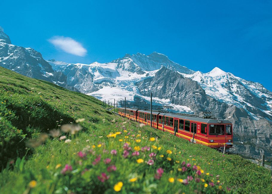 O percurso de Kleine Scheidegg ao topo da Jungfraujoch é feito em cerca de 50 minutos